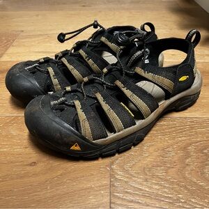 Keen Newport hiking sandals